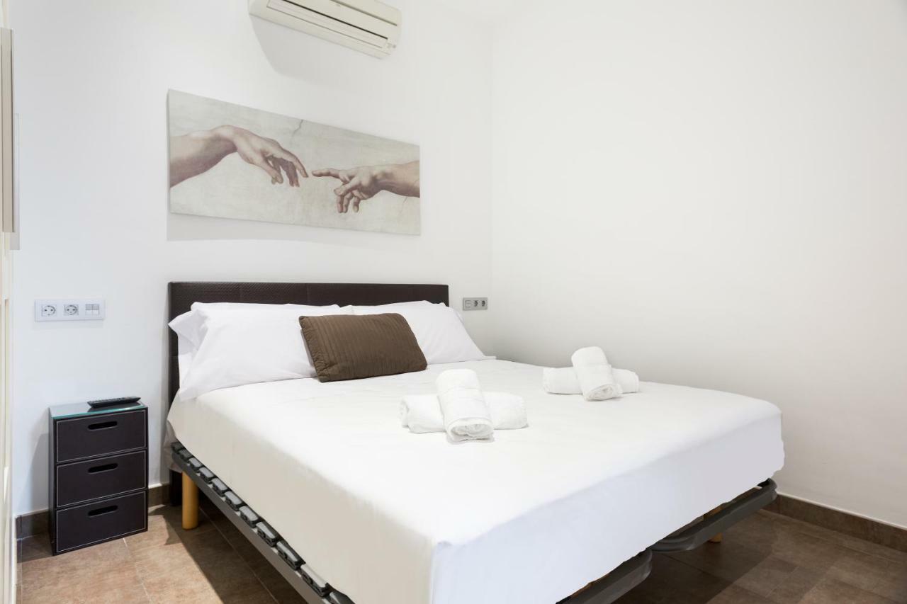 ברצלונה Stay U-Nique Apartments Eixample Center מראה חיצוני תמונה